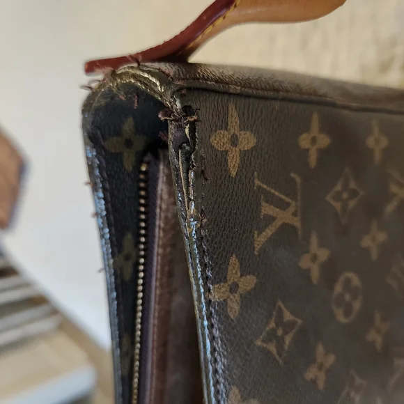 Louis Vuitton Brown Monogram Looping GM Shoulder Bag with Vachetta Leather - Picture 6 of 12